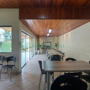 Apartamento com 100m², 3 dormitórios, 2 vagas, no bairro São Pelegrino em Caxias do Sul para Comprar
