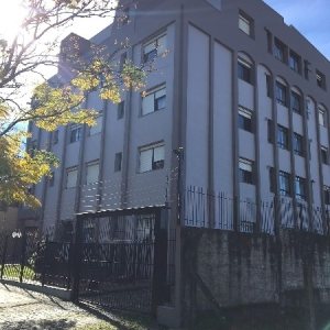 Apartamento com 58m², 1 dormitório, 1 vaga, no bairro Desvio Rizzo em Caxias do Sul para Alugar ou Comprar