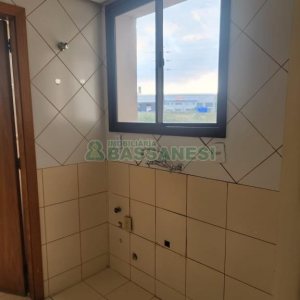 Apartamento com 58m², 1 dormitório, 1 vaga, no bairro Desvio Rizzo em Caxias do Sul para Alugar ou Comprar