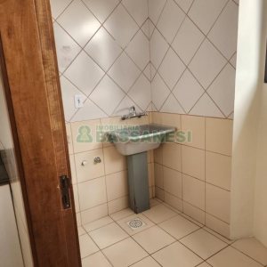 Apartamento com 58m², 1 dormitório, 1 vaga, no bairro Desvio Rizzo em Caxias do Sul para Alugar ou Comprar