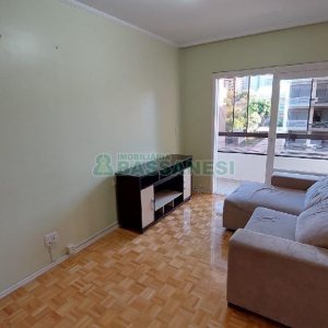 Apartamento com 69m², 2 dormitórios, 1 vaga, no bairro Centro em Caxias do Sul para Alugar
