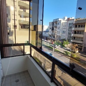 Apartamento com 69m², 2 dormitórios, 1 vaga, no bairro Centro em Caxias do Sul para Alugar