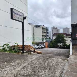 Terreno, no bairro Panazzolo em Caxias do Sul para Comprar