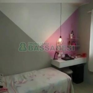 Casa com 180m², 3 dormitórios, 4 vagas, no bairro Bela Vista em Caxias do Sul para Comprar