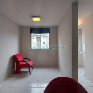 Apartamento com 42m², 2 dormitórios, 1 vaga, no bairro Nossa Senhora do Rosário em Caxias do Sul para Alugar
