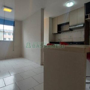 Apartamento com 42m², 2 dormitórios, 1 vaga, no bairro Nossa Senhora do Rosário em Caxias do Sul para Alugar