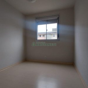 Apartamento com 42m², 2 dormitórios, 1 vaga, no bairro Nossa Senhora do Rosário em Caxias do Sul para Alugar