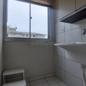 Apartamento com 42m², 2 dormitórios, 1 vaga, no bairro Nossa Senhora do Rosário em Caxias do Sul para Alugar