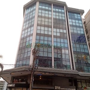 Sala com 103m², 1 vaga, no bairro Centro em Caxias do Sul para Comprar