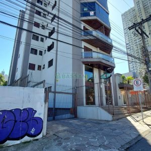 Apartamento com 160m², 3 dormitórios, 2 vagas, no bairro Centro em Caxias do Sul para Comprar