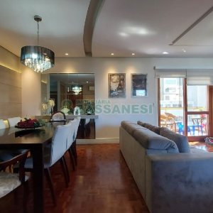 Apartamento com 160m², 3 dormitórios, 2 vagas, no bairro Centro em Caxias do Sul para Comprar