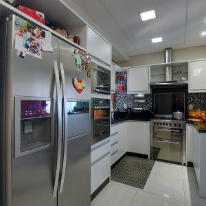 Apartamento com 160m², 3 dormitórios, 2 vagas, no bairro Centro em Caxias do Sul para Comprar