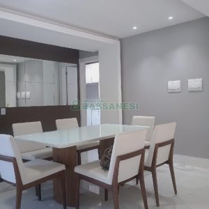 Apto Mobiliado com 296m², 3 dormitórios, 3 vagas, no bairro São Leopoldo em Caxias do Sul para Alugar ou Comprar