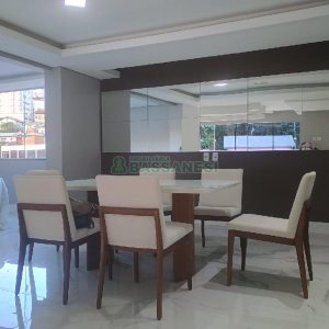 Apto Mobiliado com 296m², 3 dormitórios, 3 vagas, no bairro São Leopoldo em Caxias do Sul para Alugar ou Comprar