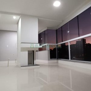 Apto Mobiliado com 296m², 3 dormitórios, 3 vagas, no bairro São Leopoldo em Caxias do Sul para Alugar ou Comprar