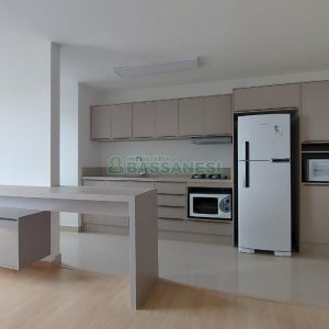 Apartamento com 85m², 3 dormitórios, 2 vagas, no bairro Centro em Caxias do Sul para Comprar