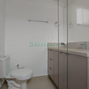 Apartamento com 85m², 3 dormitórios, 2 vagas, no bairro Centro em Caxias do Sul para Comprar