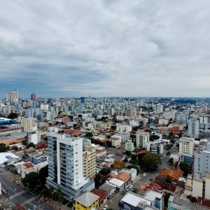 Apartamento com 85m², 3 dormitórios, 2 vagas, no bairro Centro em Caxias do Sul para Comprar