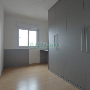 Apartamento com 85m², 3 dormitórios, 2 vagas, no bairro Centro em Caxias do Sul para Comprar