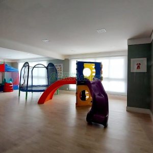 Apartamento com 85m², 3 dormitórios, 2 vagas, no bairro Centro em Caxias do Sul para Comprar