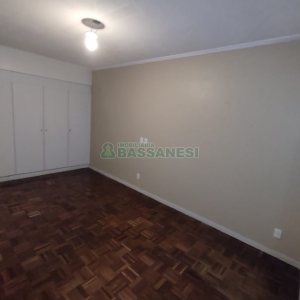 Apartamento com 156m², 3 dormitórios, 1 vaga, no bairro Lourdes em Caxias do Sul para Comprar