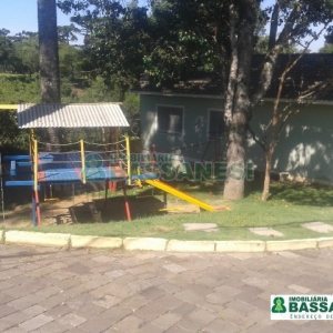 Sobrado com 63m², 2 dormitórios, 1 vaga, no bairro Nossa Senhora do Rosário em Caxias do Sul para Comprar
