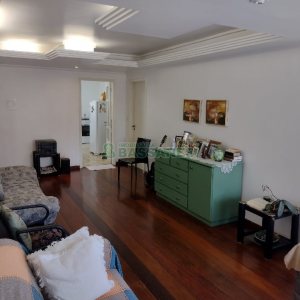 Apartamento com 95m², 2 dormitórios, 1 vaga, no bairro Madureira em Caxias do Sul para Comprar