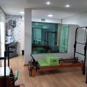 Loja Mobiliada com 77m², no bairro Pioneiro em Caxias do Sul para Alugar