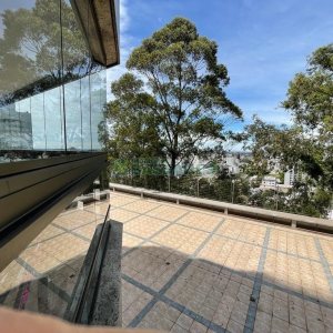 Apto Mobiliado com 187m², 3 dormitórios, 2 vagas, no bairro Lourdes em Caxias do Sul para Comprar