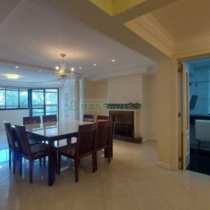 Apto Mobiliado com 187m², 3 dormitórios, 2 vagas, no bairro Lourdes em Caxias do Sul para Comprar