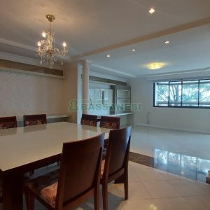 Apto Mobiliado com 187m², 3 dormitórios, 2 vagas, no bairro Lourdes em Caxias do Sul para Comprar