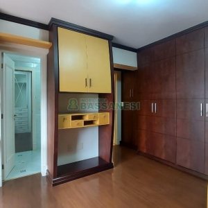 Apto Mobiliado com 187m², 3 dormitórios, 2 vagas, no bairro Lourdes em Caxias do Sul para Comprar