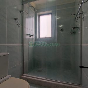 Apto Mobiliado com 187m², 3 dormitórios, 2 vagas, no bairro Lourdes em Caxias do Sul para Comprar