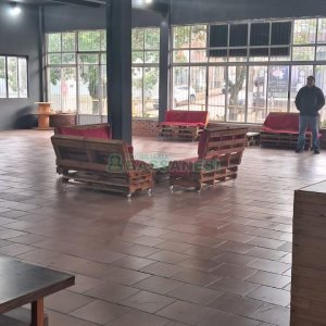 Loja com 540m², no bairro Panazzolo em Caxias do Sul para Alugar