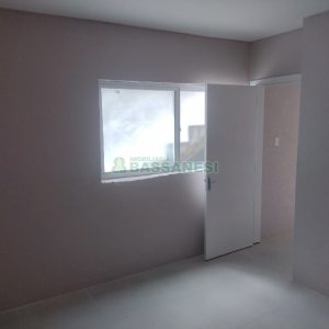 Casa com 300m², 5 dormitórios, 4 vagas, no bairro Nossa Senhora de Fátima em Caxias do Sul para Comprar