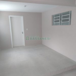 Casa com 300m², 5 dormitórios, 4 vagas, no bairro Nossa Senhora de Fátima em Caxias do Sul para Comprar