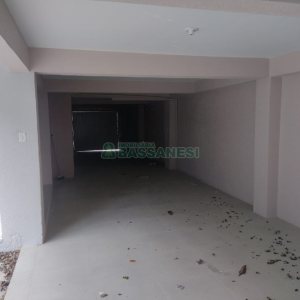 Casa com 300m², 5 dormitórios, 4 vagas, no bairro Nossa Senhora de Fátima em Caxias do Sul para Comprar