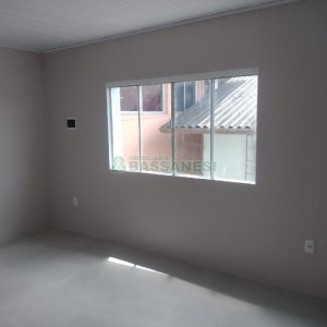 Casa com 300m², 5 dormitórios, 4 vagas, no bairro Nossa Senhora de Fátima em Caxias do Sul para Comprar