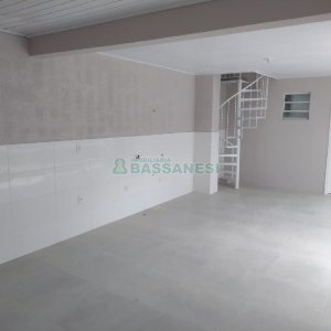Casa com 300m², 5 dormitórios, 4 vagas, no bairro Nossa Senhora de Fátima em Caxias do Sul para Comprar