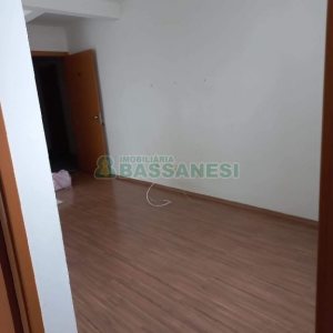 Apartamento com 40m², 2 dormitórios, 1 vaga, no bairro Bela Vista em Caxias do Sul para Alugar