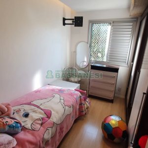 Apartamento com 65m², 3 dormitórios, 1 vaga, no bairro Lourdes em Caxias do Sul para Comprar
