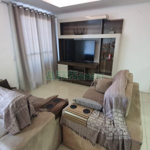 Apartamento com 65m², 3 dormitórios, 1 vaga, no bairro Lourdes em Caxias do Sul para Comprar