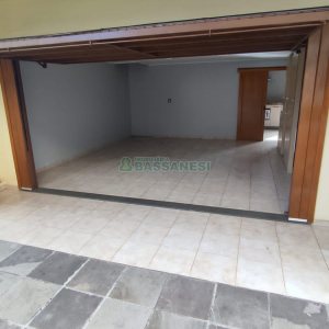 Sobrado com 257m², 4 dormitórios, 3 vagas, no bairro Colina Sorriso em Caxias do Sul para Comprar