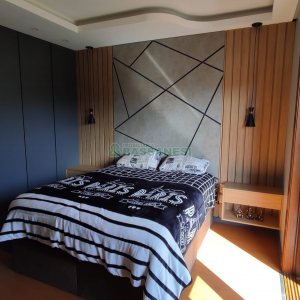 Sobrado com 257m², 4 dormitórios, 3 vagas, no bairro Colina Sorriso em Caxias do Sul para Comprar