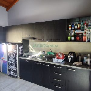 Sobrado com 257m², 4 dormitórios, 3 vagas, no bairro Colina Sorriso em Caxias do Sul para Comprar