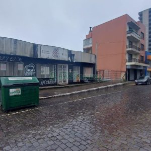 Terreno com 1694m², no bairro São Pelegrino em Caxias do Sul para Alugar