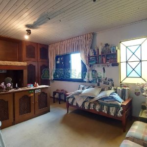 Casa com 200m², 3 dormitórios, 2 vagas, no bairro Panazzolo em Caxias do Sul para Comprar