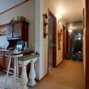 Casa com 200m², 3 dormitórios, 2 vagas, no bairro Panazzolo em Caxias do Sul para Comprar