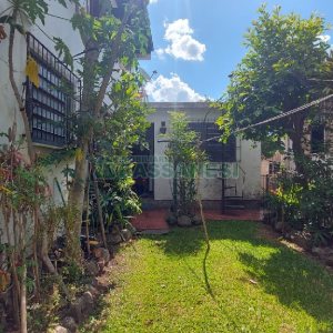 Casa com 200m², 3 dormitórios, 2 vagas, no bairro Panazzolo em Caxias do Sul para Comprar