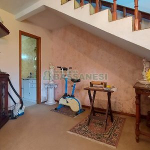 Casa com 200m², 3 dormitórios, 2 vagas, no bairro Panazzolo em Caxias do Sul para Comprar